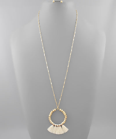 Long Round + Tassel Pendant Necklace/ White